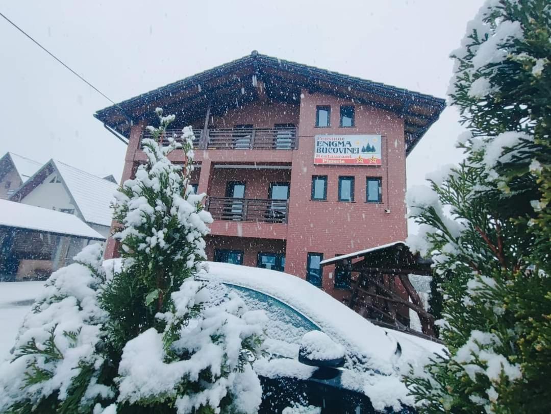 Enigma Bucovinei Hotel Vicovu de Jos Kültér fotó