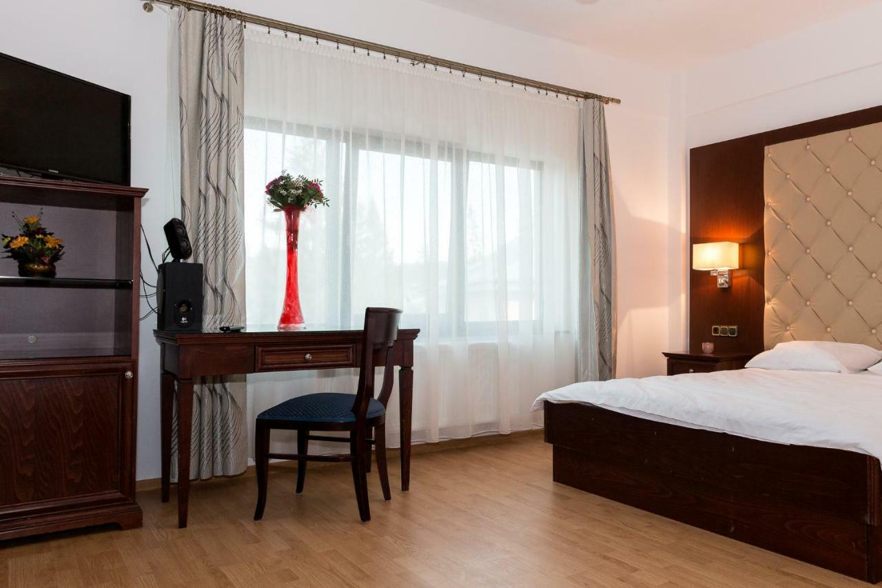 Enigma Bucovinei Hotel Vicovu de Jos Kültér fotó