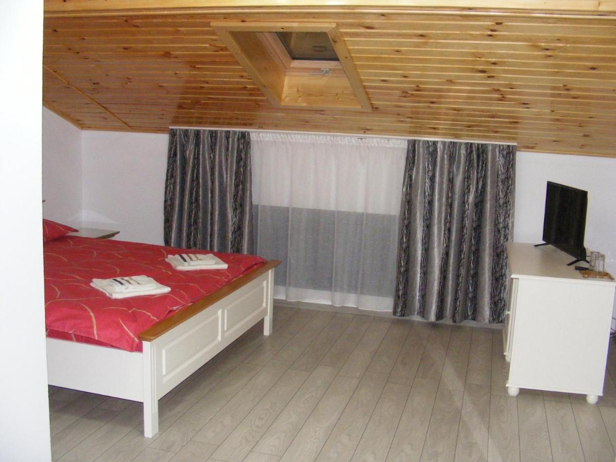 Enigma Bucovinei Hotel Vicovu de Jos Kültér fotó
