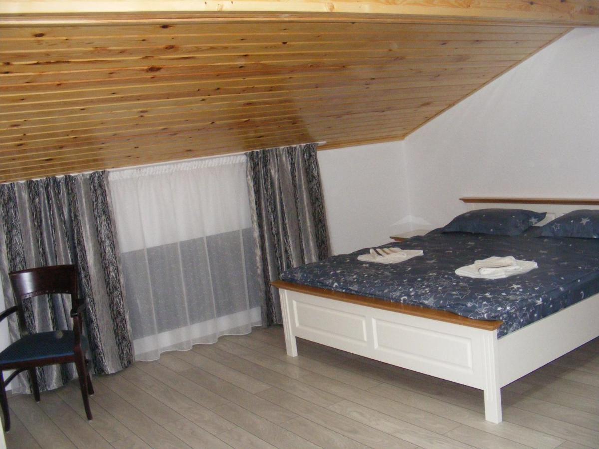 Enigma Bucovinei Hotel Vicovu de Jos Kültér fotó